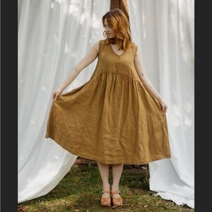Linen Sleeveless Dress by LaPetite Alice